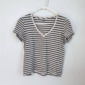 Madewell Black and White Striped V-Neck T-Shirt Size XS